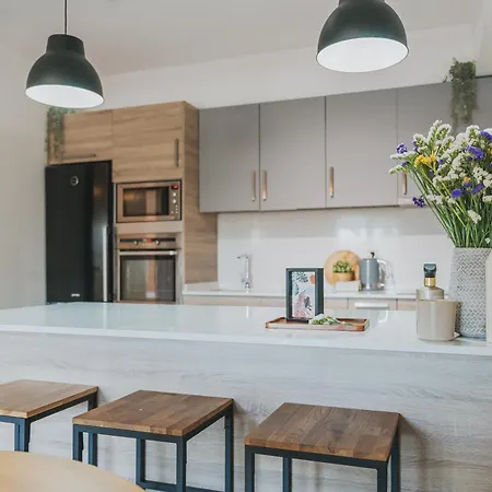 Surf - 7min Walk To The * Pataias