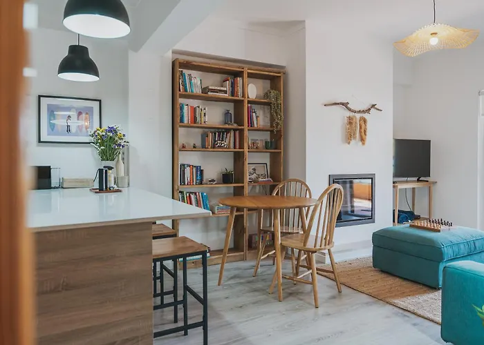 Surf - 7min Walk To The Pataias